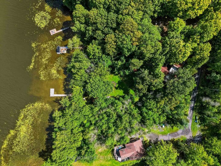 Property Photo: 1326 Windermere Road 10 ON P0B 1M0