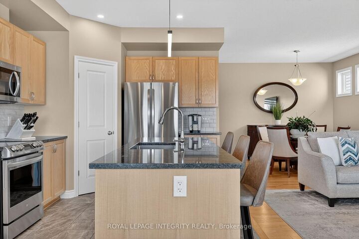 Property Photo: 724 Parade Drive ON K2S 0Z4
