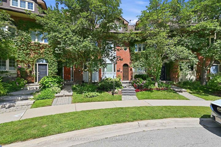 Property Photo: 25 Southwind Terrace ON L6L 6K6