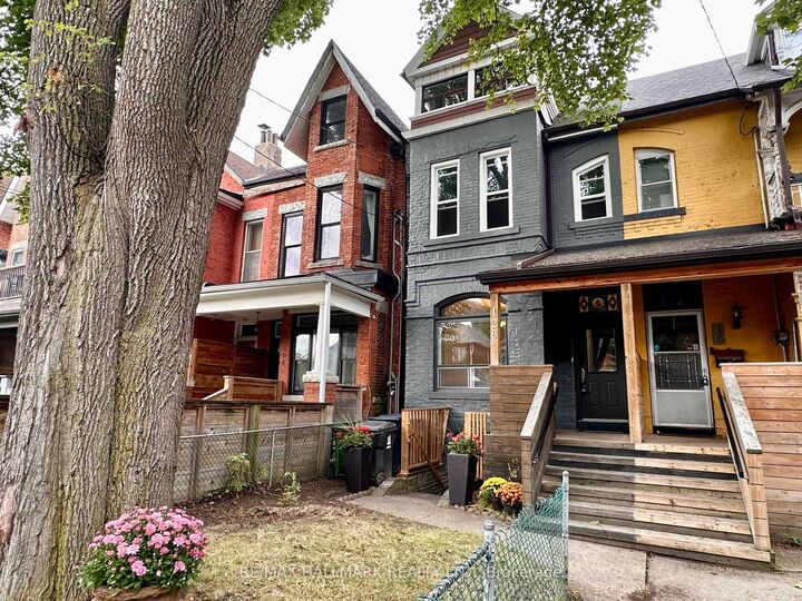 Property Photo:  128 Brunswick Avenue  ON M5S 2M2 
