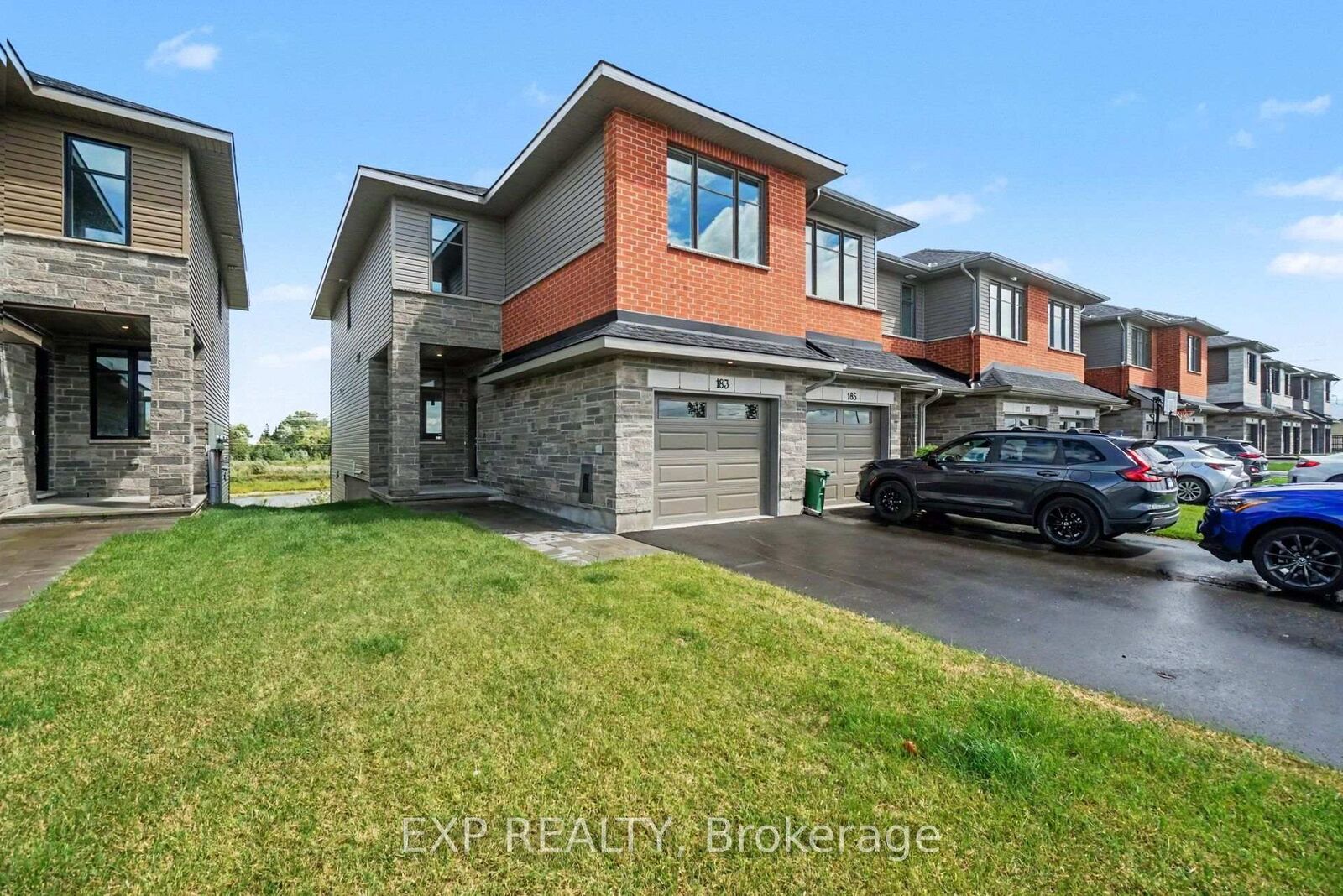 Property Photo:  183 Craig Duncan Terrace  ON K2S 3C6 