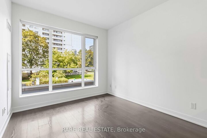 Property Photo:  1830 Bloor Street W 209  ON M6P 0A2 