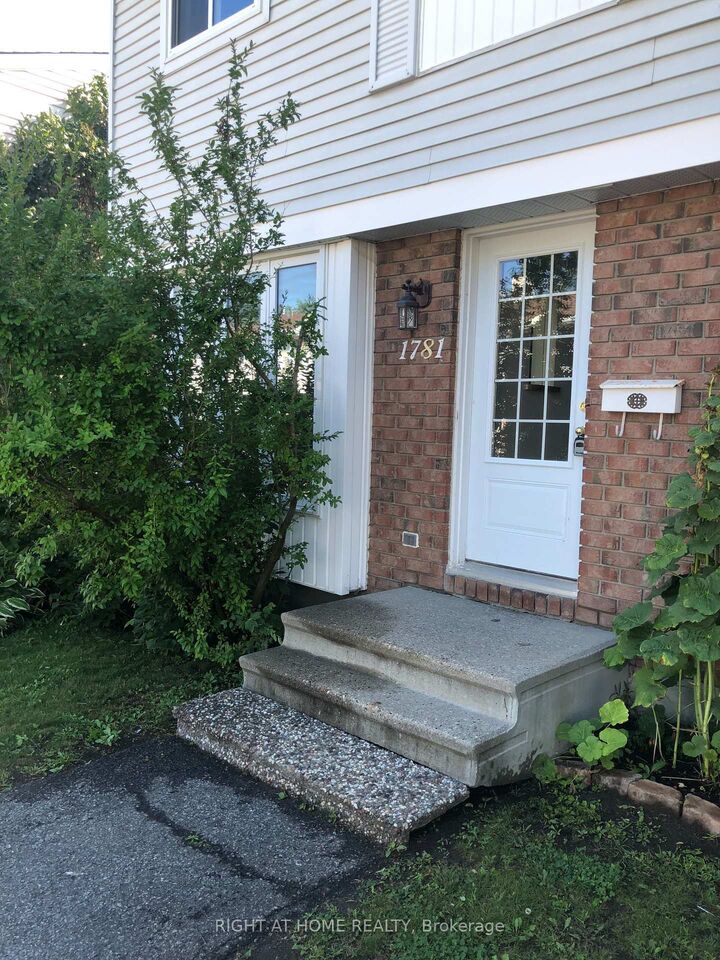 Property Photo:  1781 Winter Rose Lane  ON K1C 7A6 