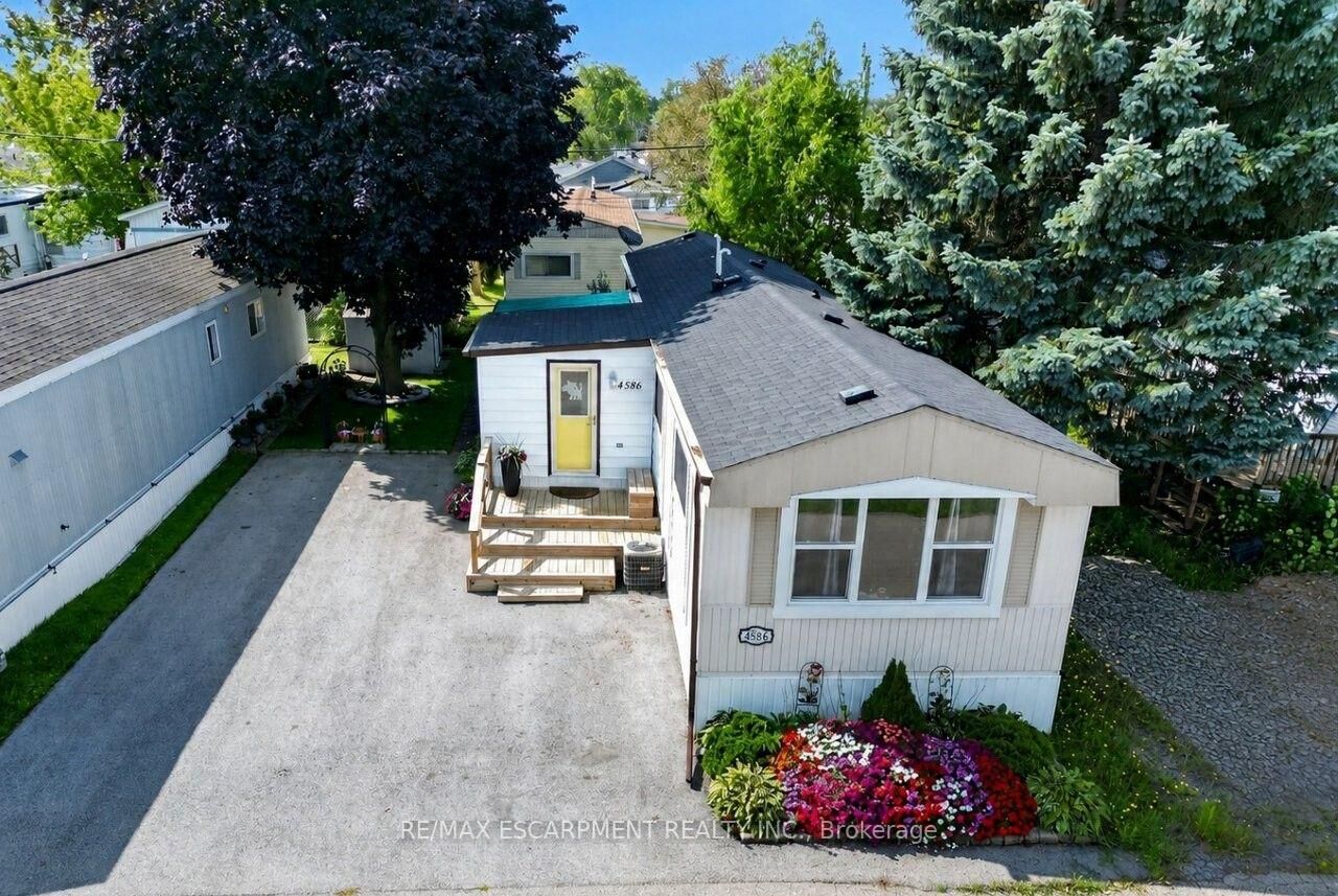 Photo de la propriété:  4586 Mary Lane  ON L3J 0W1 