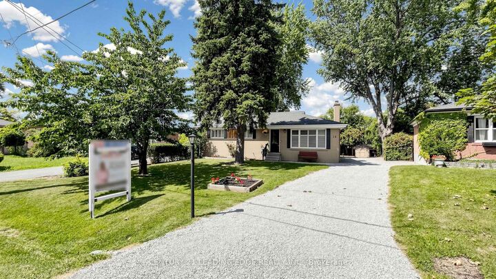 14 Winlaw Place — photo 1