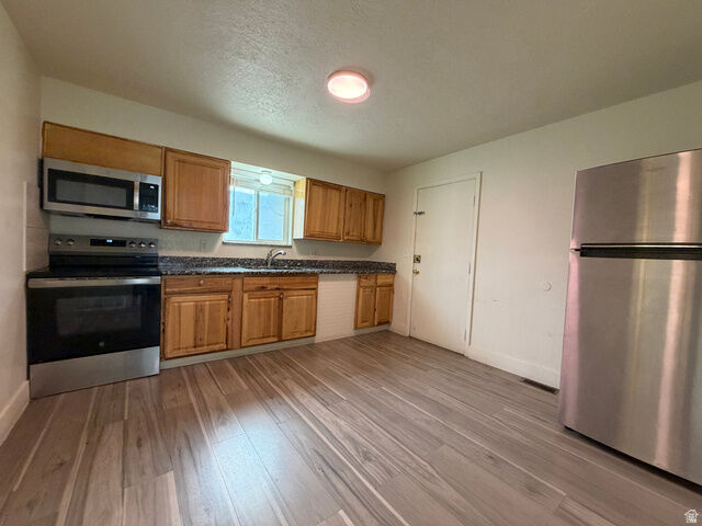 Property Photo:  1241 S 300 E  UT 84121 
