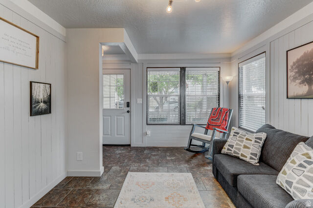 Property Photo: 7788 N Mountain Ash Way UT 84005