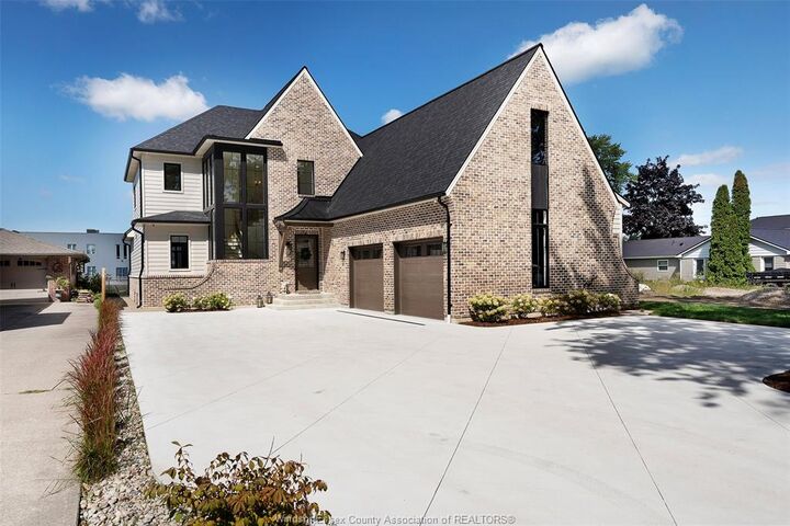 457 Arlington Boulevard — photo 1