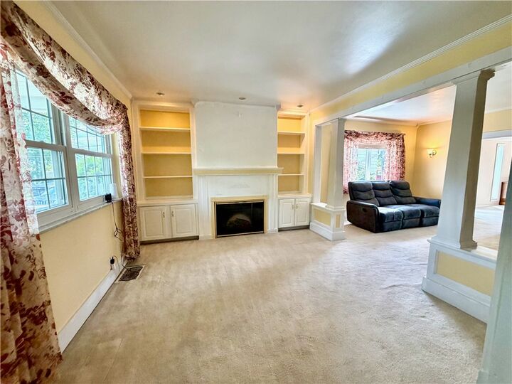 Property Photo:  319 Manhattan Ave  PA 15223 