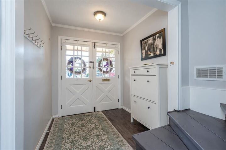 Property Photo: 5531 Maple Crescent 5529 BC V4K 1G3