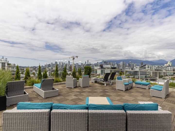 250 E 6th Avenue 473 — photo 1