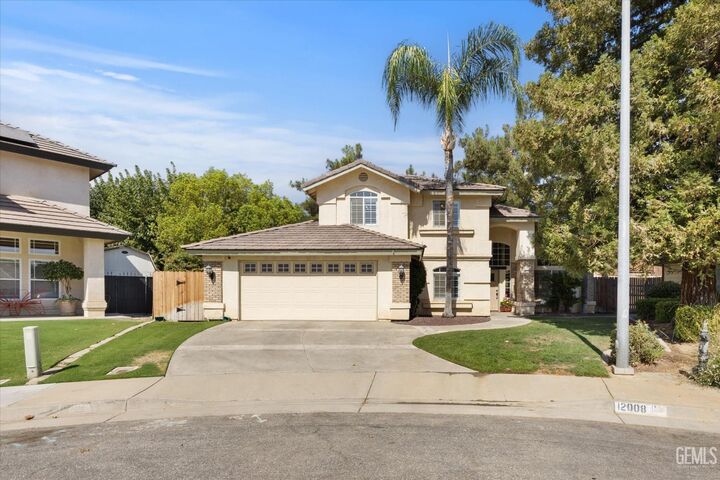 Property Photo:  12008 Ernestina Court  CA 93306 