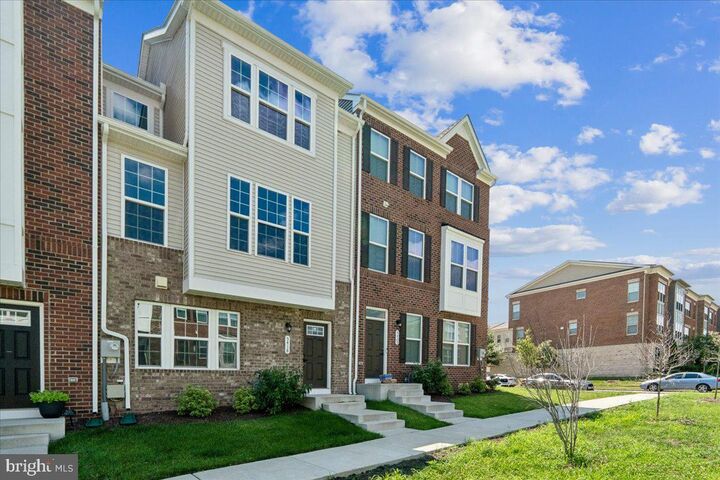 Property Photo:  5418 Manor Park Drive  MD 20772 