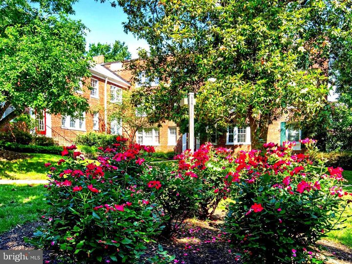Property Photo:  1811 Key Boulevard 10532  VA 22201 