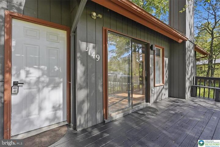 Property Photo:  9205 Westwood Drive  PA 18466 