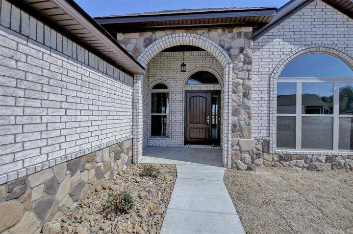 Property Photo:  119 Corniche Ln  AR 72113 