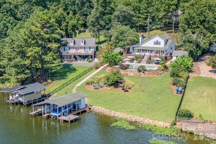 Property Photo: 745 Anchor Road NC 28128