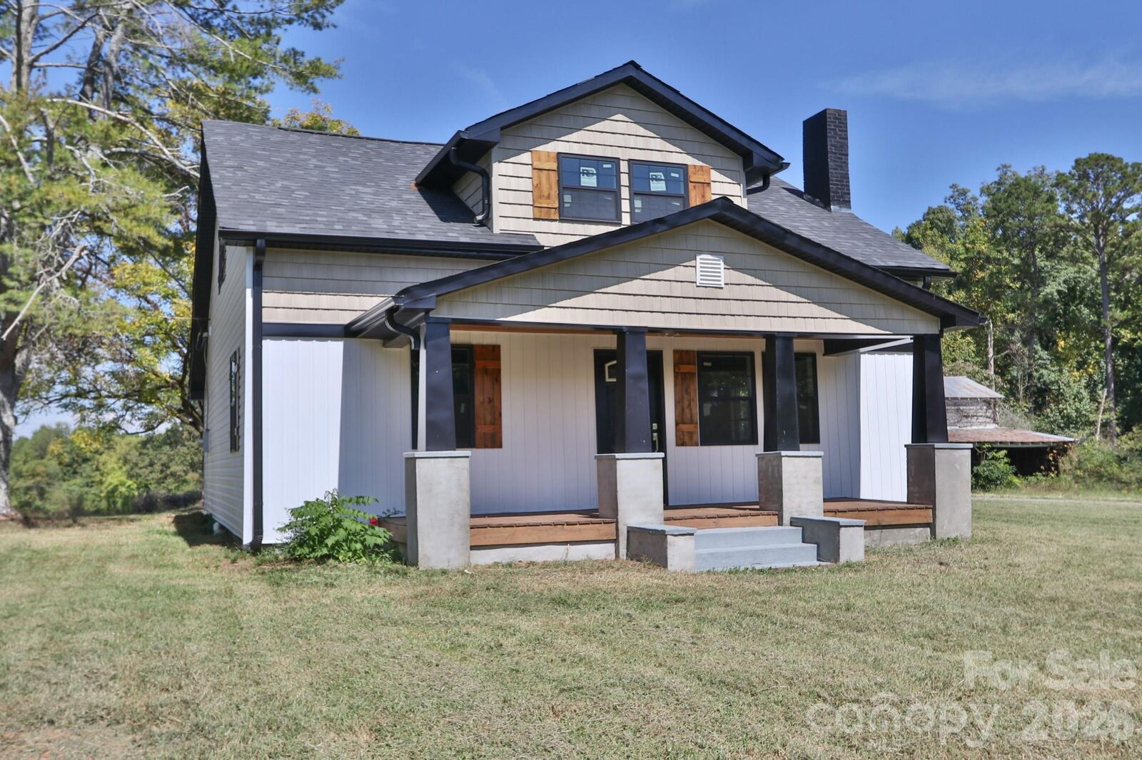 Property Photo:  1826 N Oak Ridge Church Road  NC 27055 