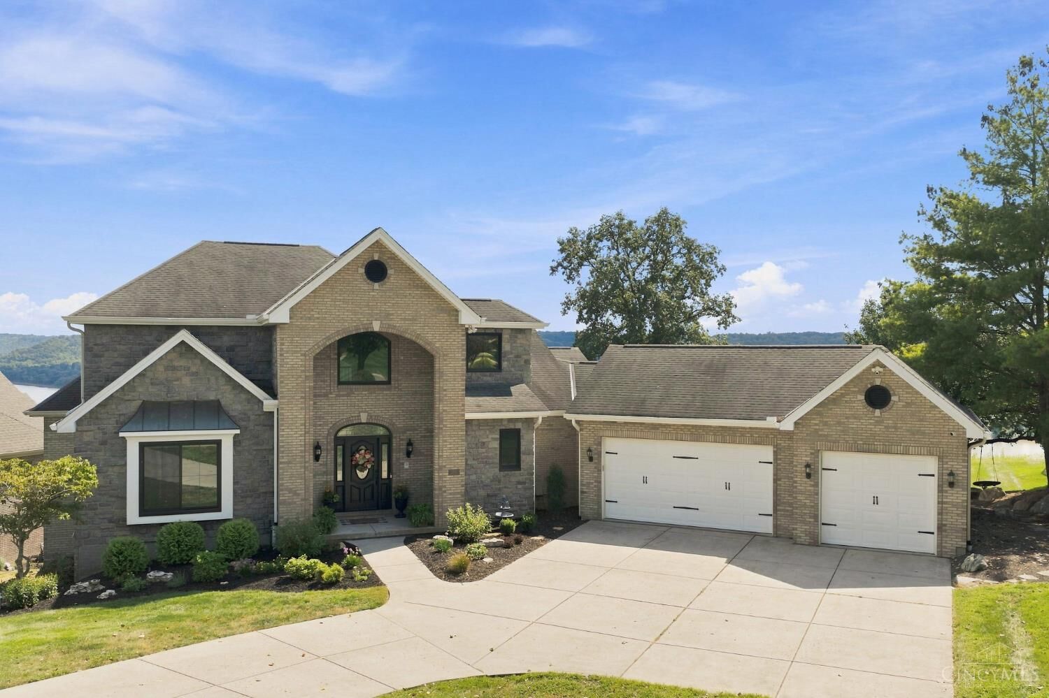 Property Photo:  33 St Andrews Drive  OH 45052 