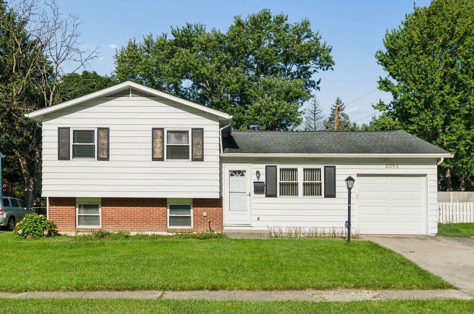 Property Photo: 6093 Paris N Boulevard OH 43081
