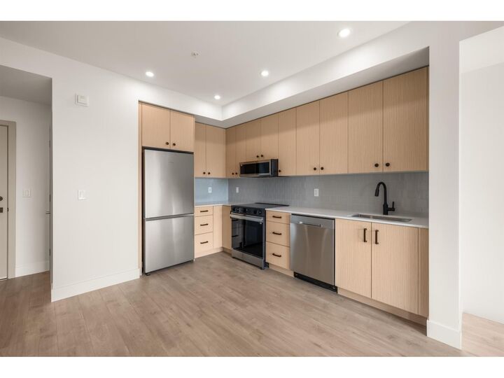 Property Photo: 32528 Simon Avenue 311 BC V0V 0V0