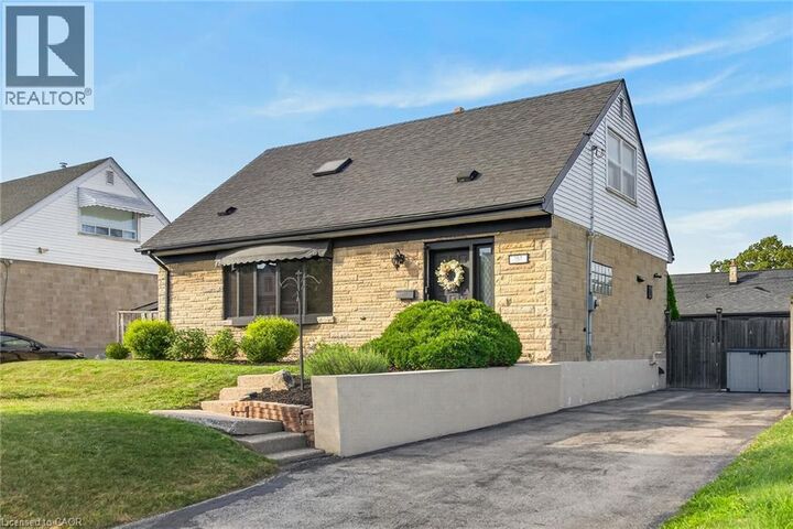 Property Photo: 151 Hixon Road ON L8K 2C3