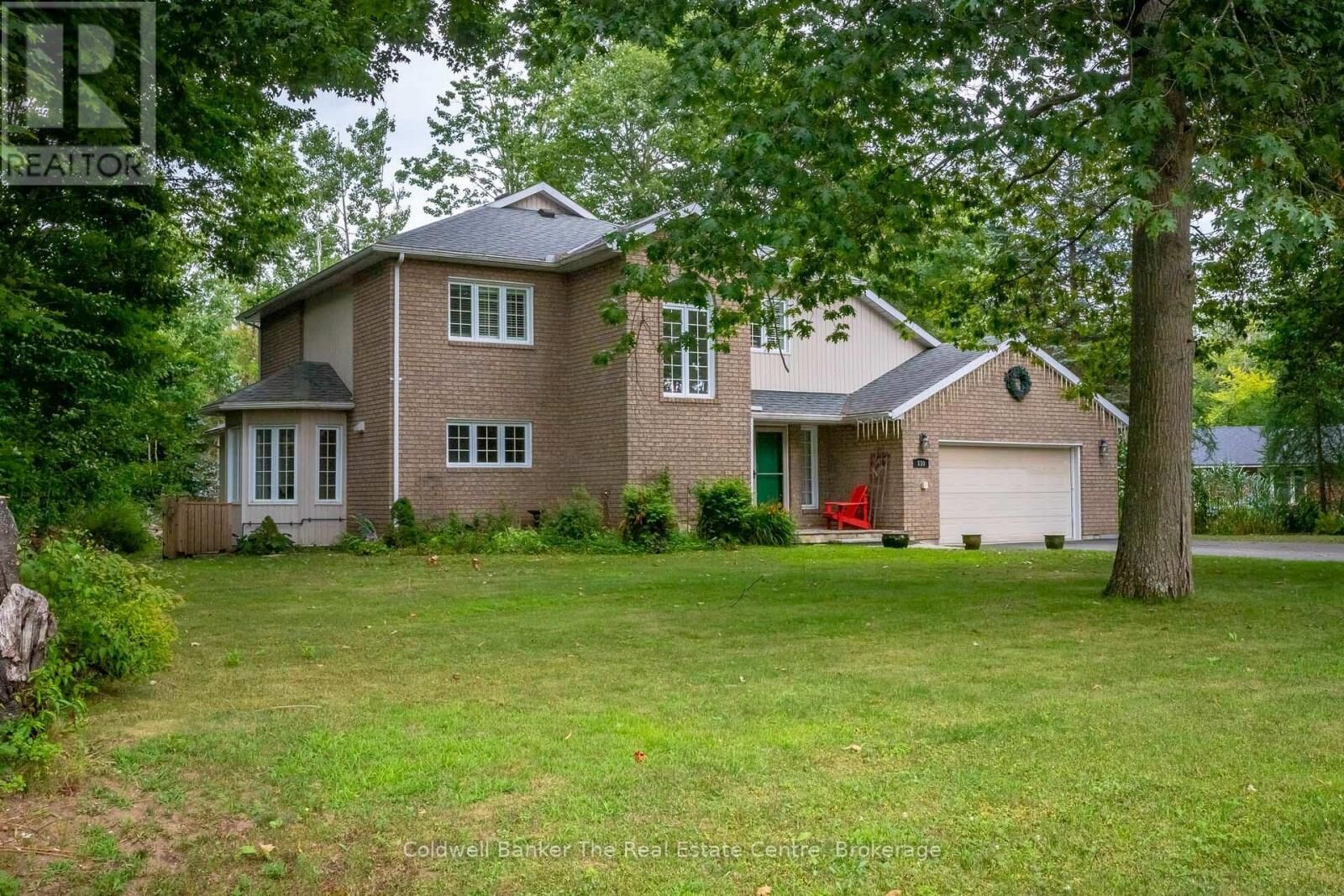 Property Photo: 110 Forest Glen Drive ON P1P 1A1