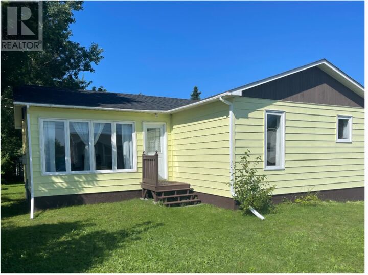 5 St Clare Avenue — photo 1
