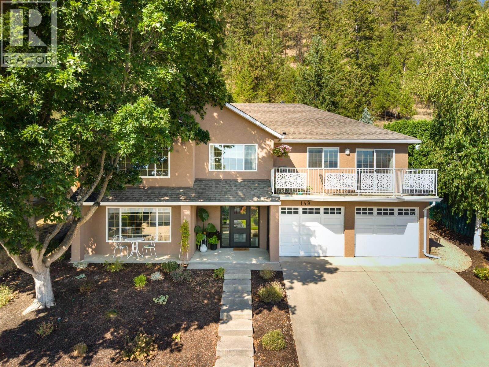 Property Photo: 149 Applecrest Court BC V1V 1W6