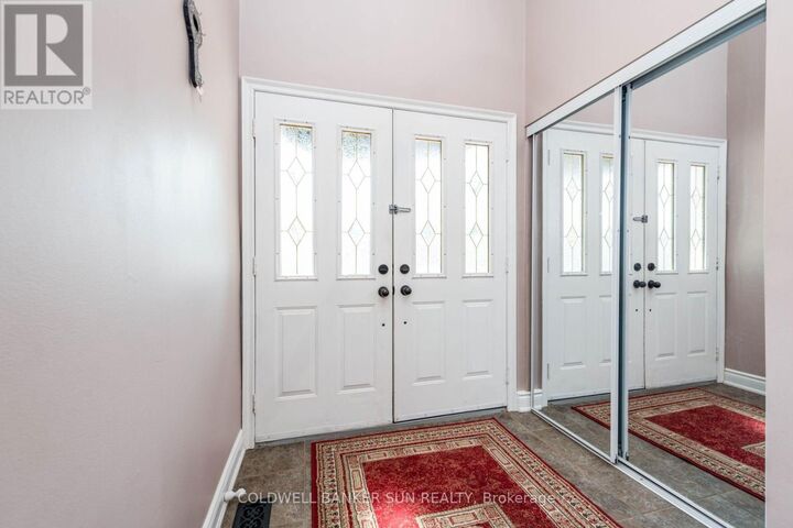Property Photo: 2483 Yarmouth Crescent ON L6L 2M9