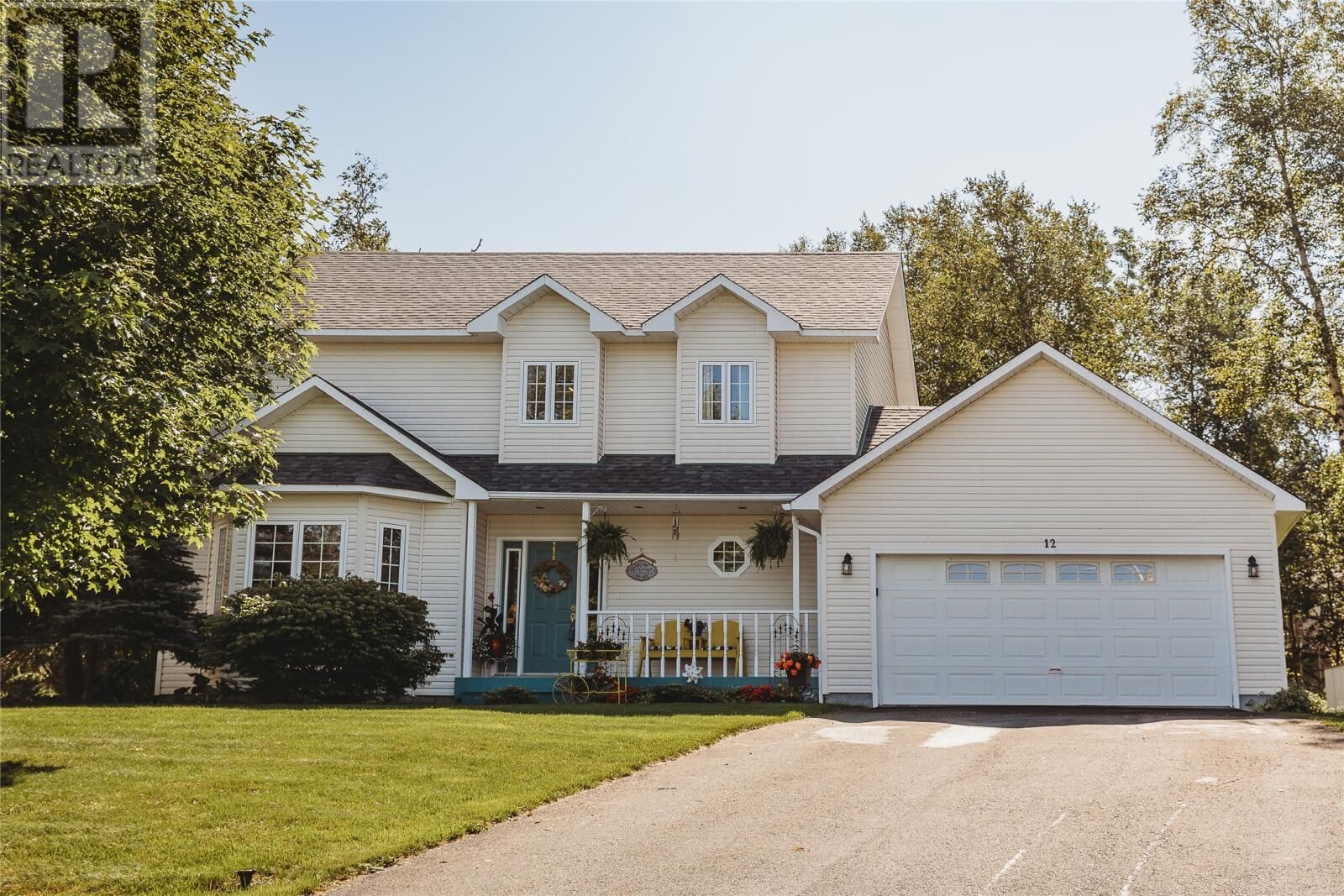 Property Photo:  12 Lakeview Place  NL A0G 2G0 