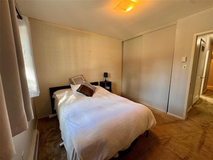 Property Photo:  322 Shorepointe Village  MB R0C 1B0 