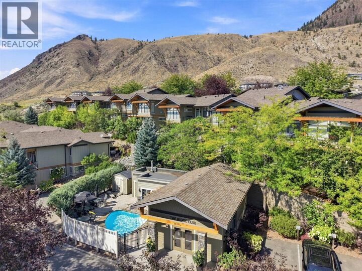 Property Photo: 1637 Golf Ridge Way BC V2H 0A5