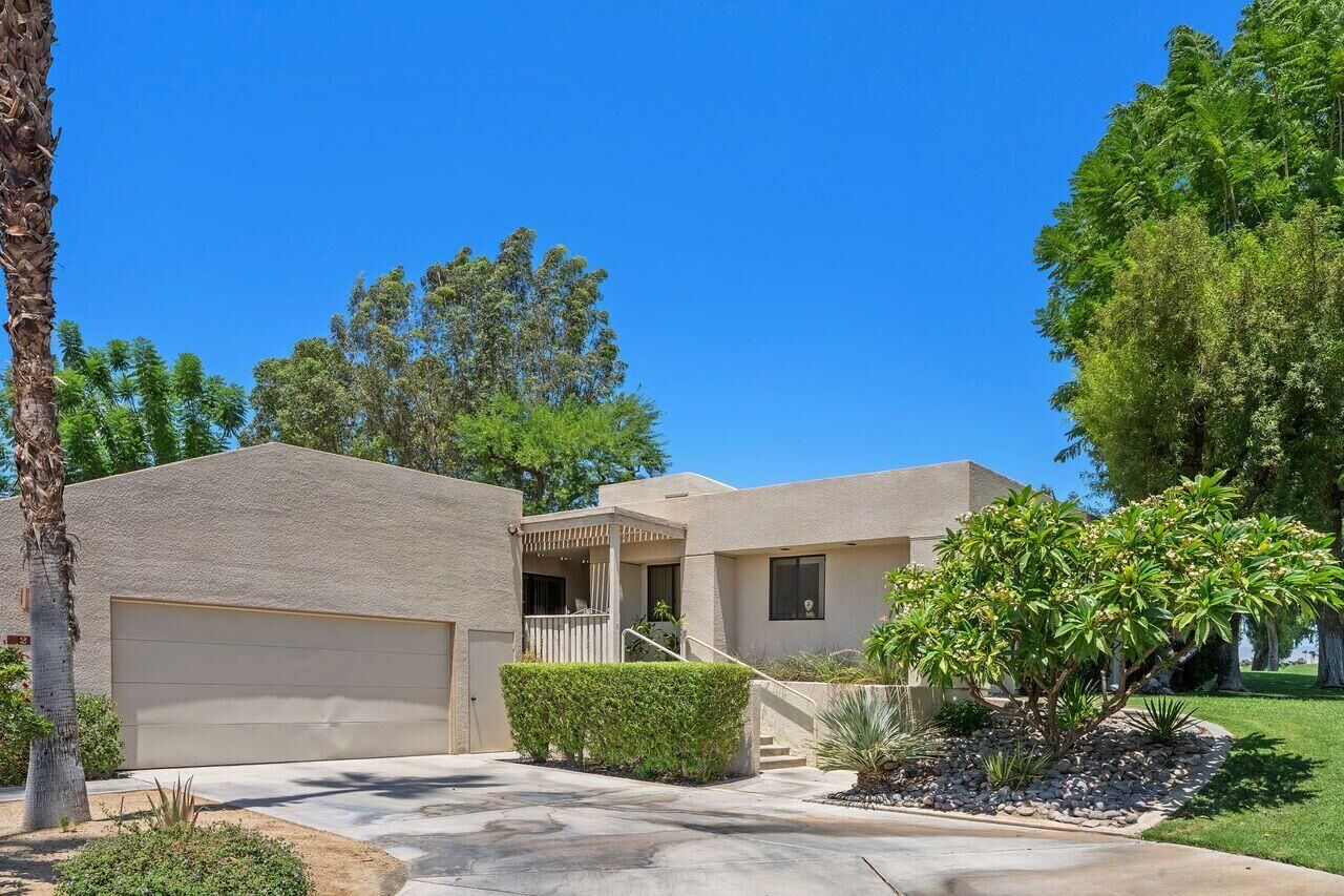 Property Photo:  23 Mission Court  CA 92270 