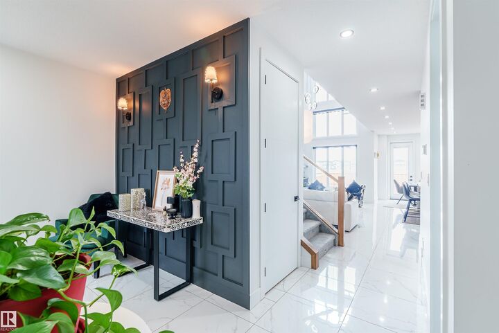 Property Photo: 219 28 Street SW AB T6X 3E4