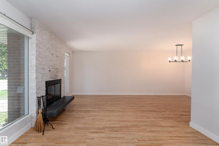 Property Photo: 10415 39A Avenue NW AB T6J 2J5