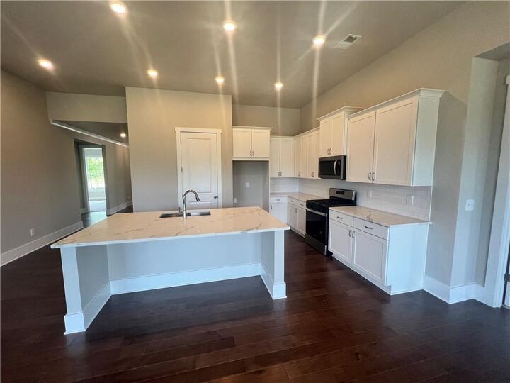 Property Photo: 309 Willow Cove GA 30114