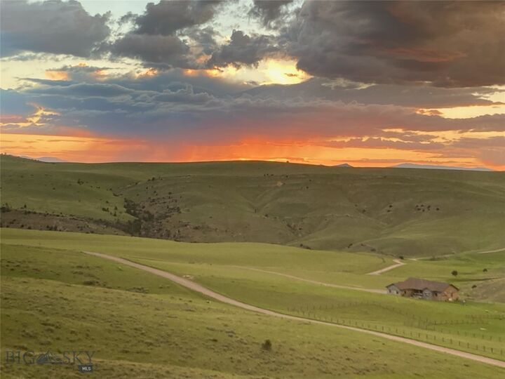 Property Photo:  500 Prickly Pear Road  MT 59741 
