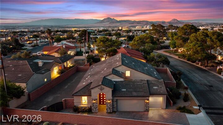 Property Photo: 625 Robin Lane NV 89015