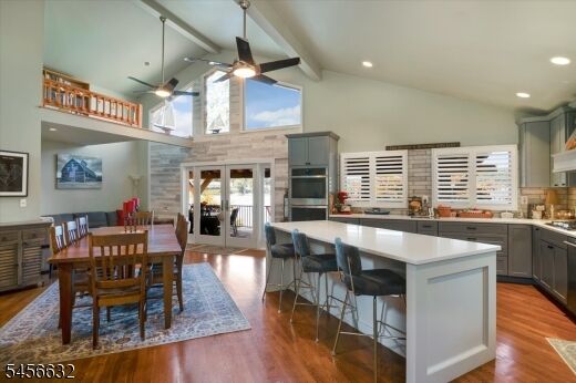 Property Photo:  5 Lee Dr  NJ 07856 