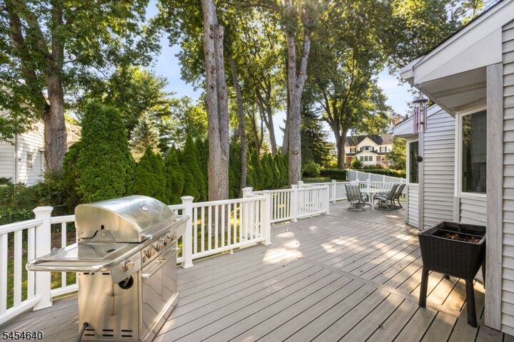 Property Photo: 23 Zeim Dr NJ 07012
