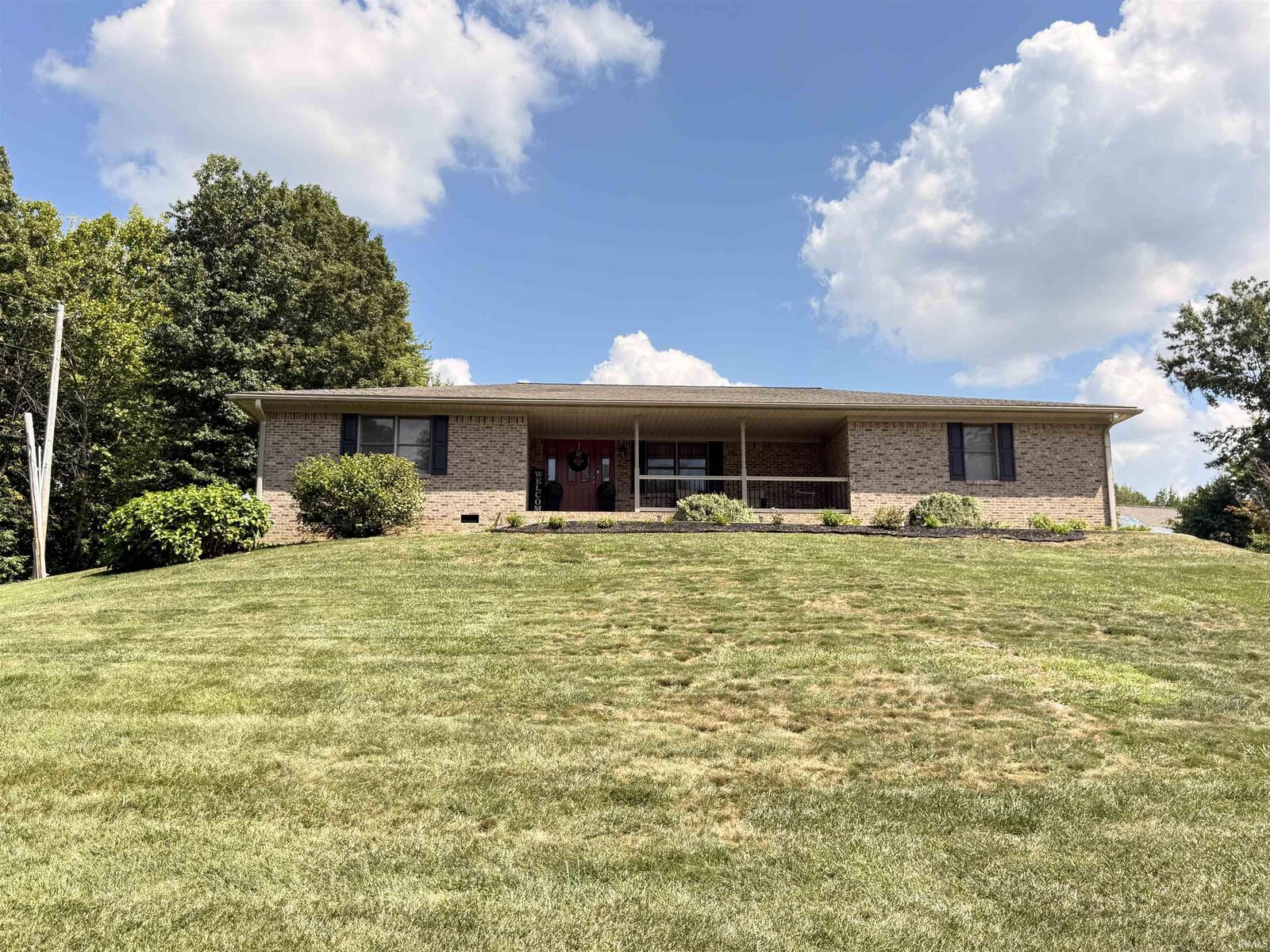 Property Photo: 3033 Periwinkle Drive IN 47720