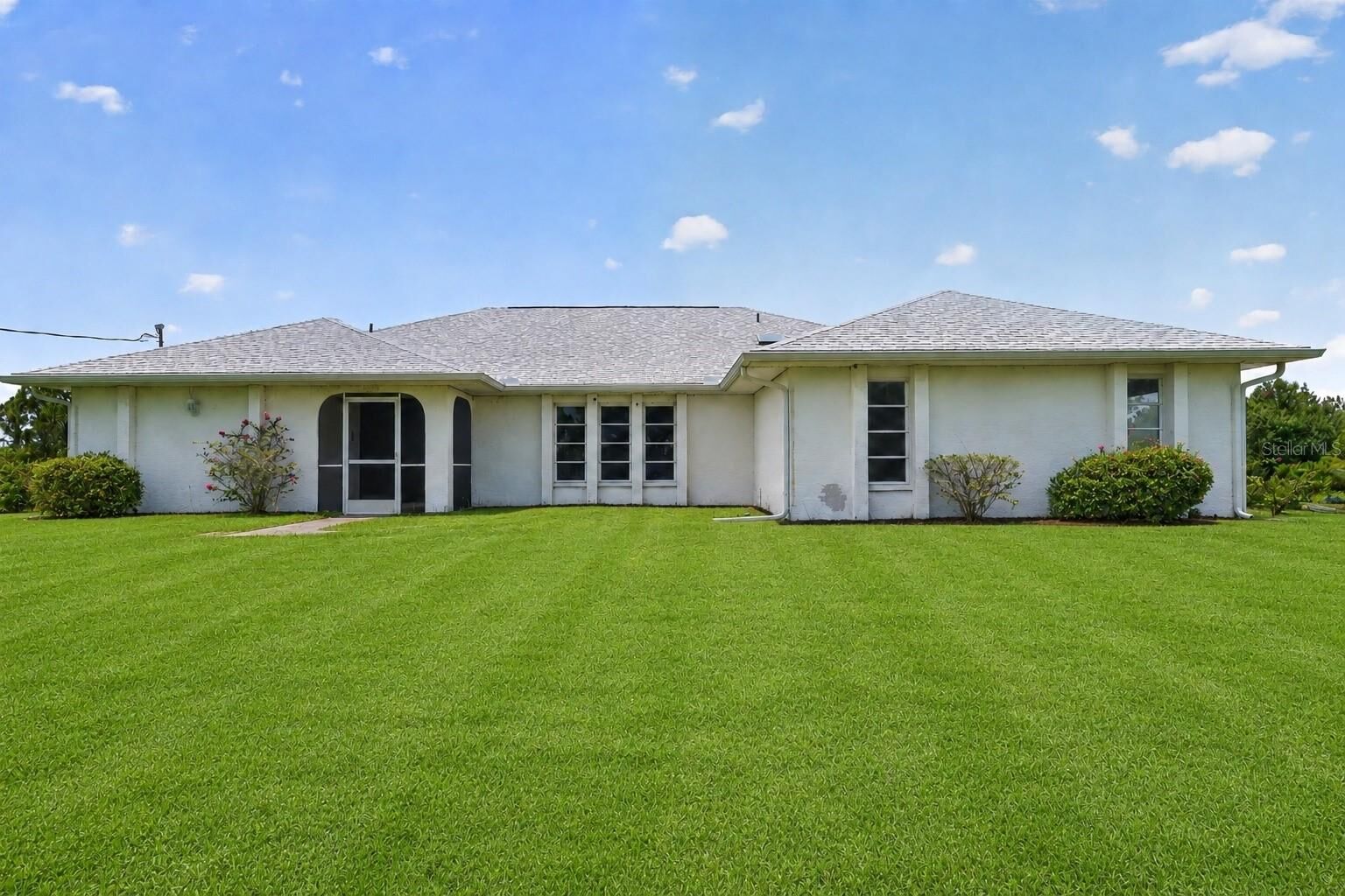 Property Photo:  5300 Cypress Grove  FL 33982 