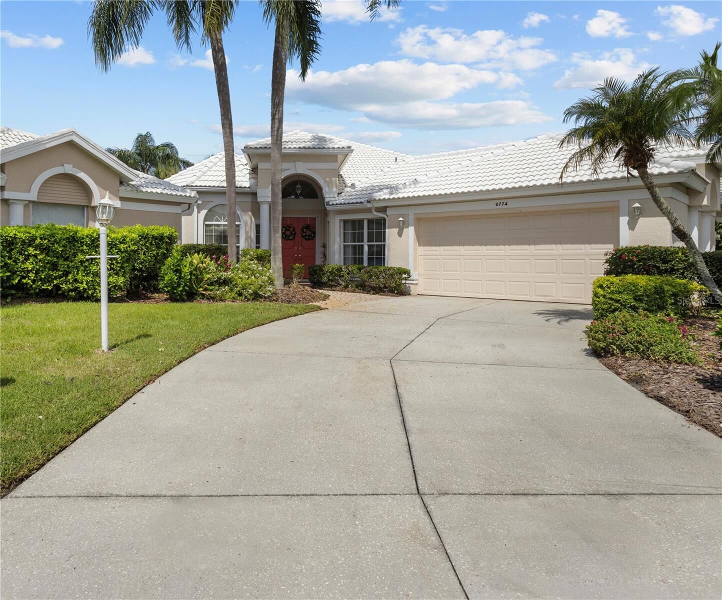Property Photo:  6774 Paseo Castille  FL 34238 