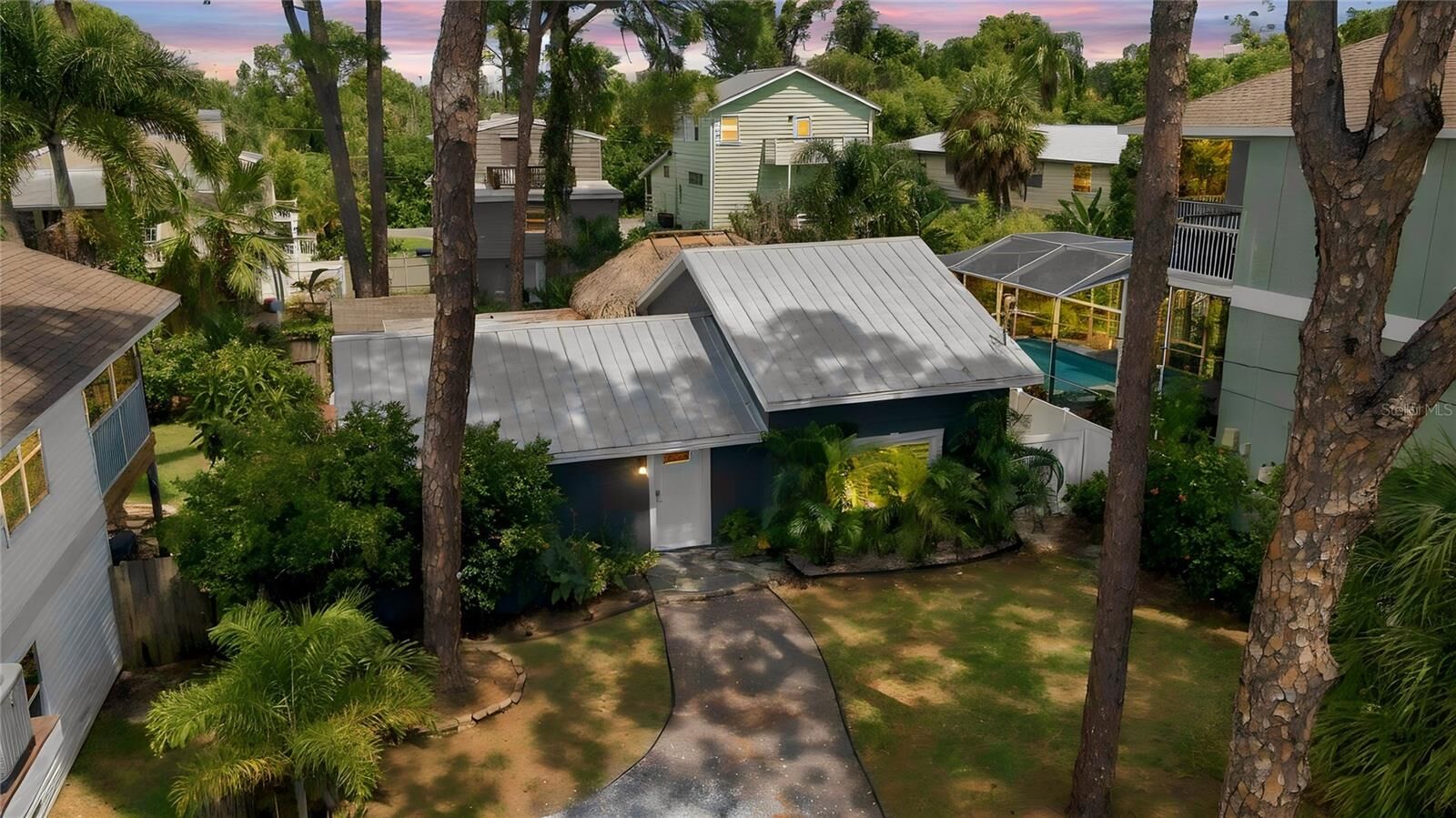 Property Photo:  839 Florida Avenue  FL 34683 