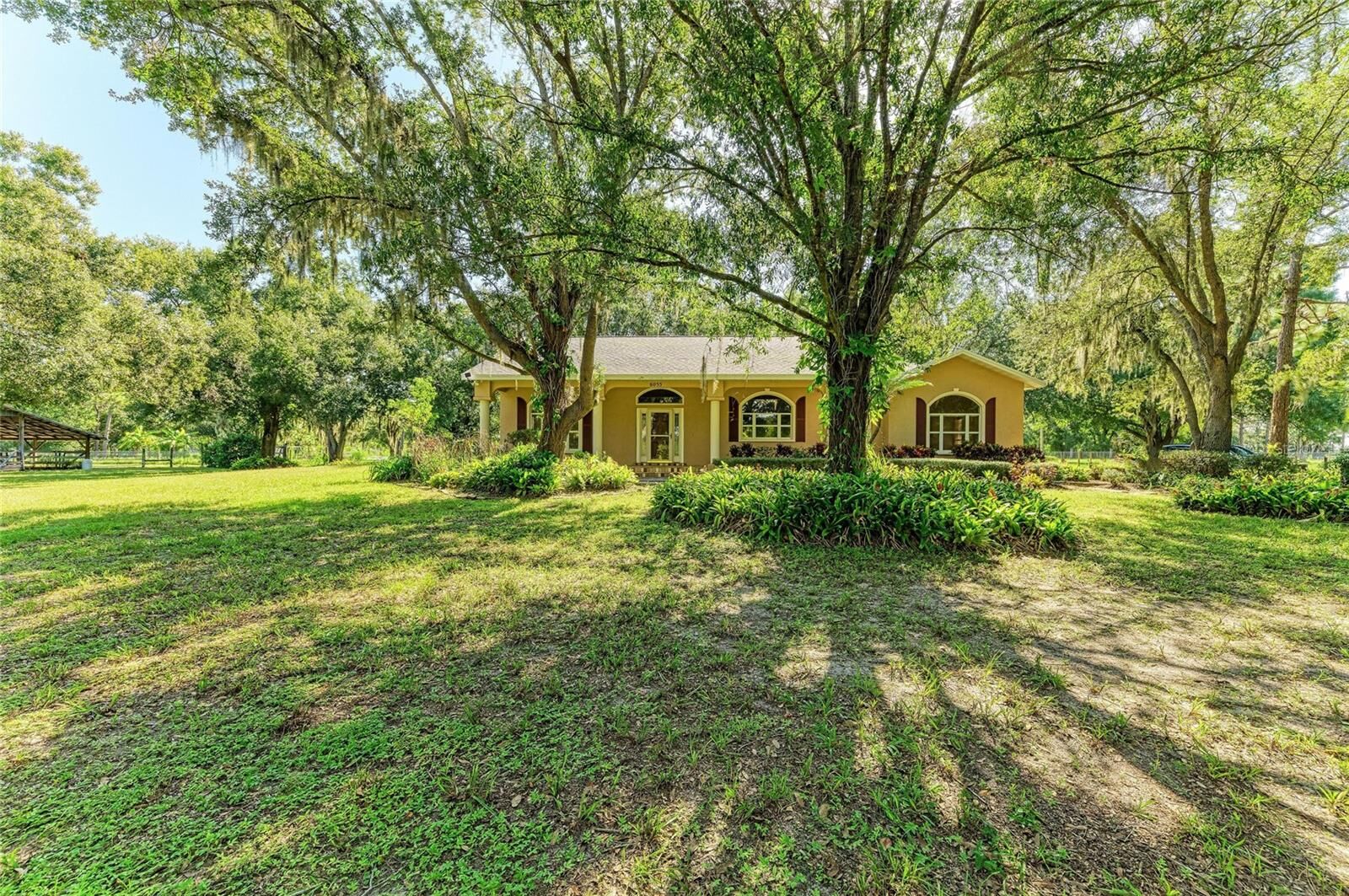 Property Photo: 6055 County Road 675 FL 34251