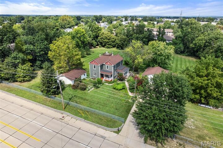 Property Photo:  811 Tom Ginnever Avenue  MO 63366 