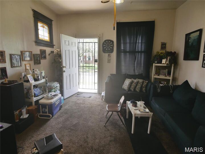 Property Photo: 4611 San Francisco Avenue MO 63115