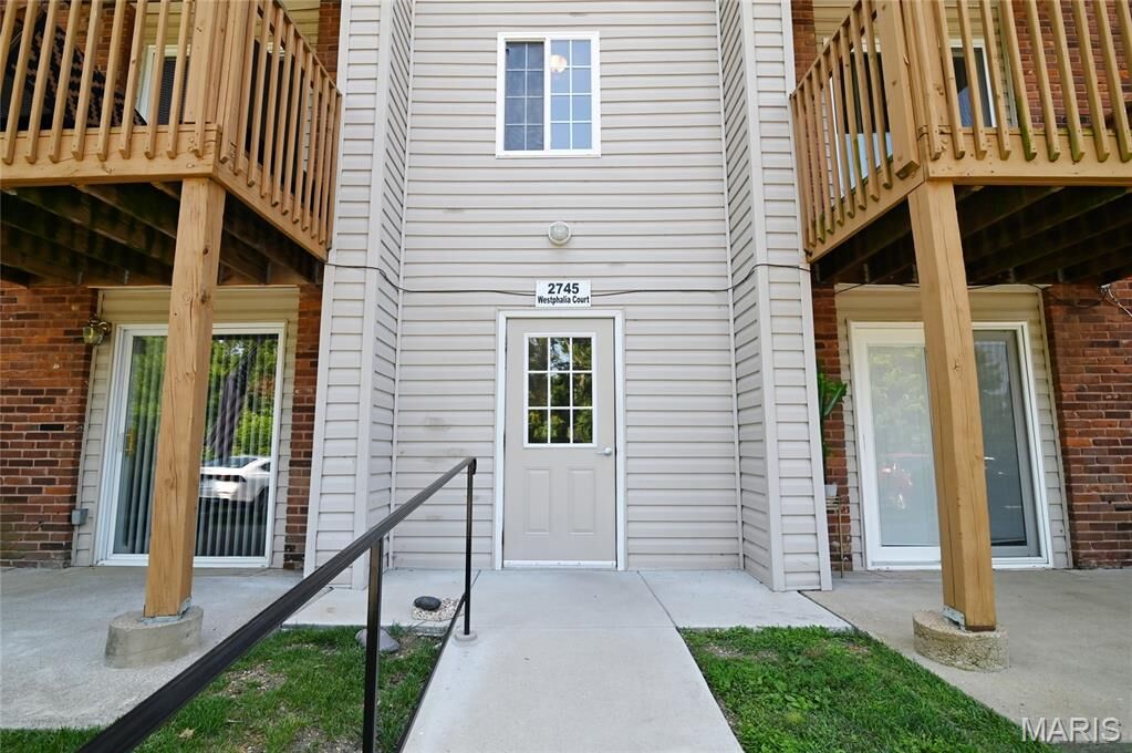 Property Photo:  2745 Westphalia Court F  MO 63129 