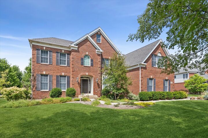 Property Photo:  29 Glacier Circle  IL 60010 